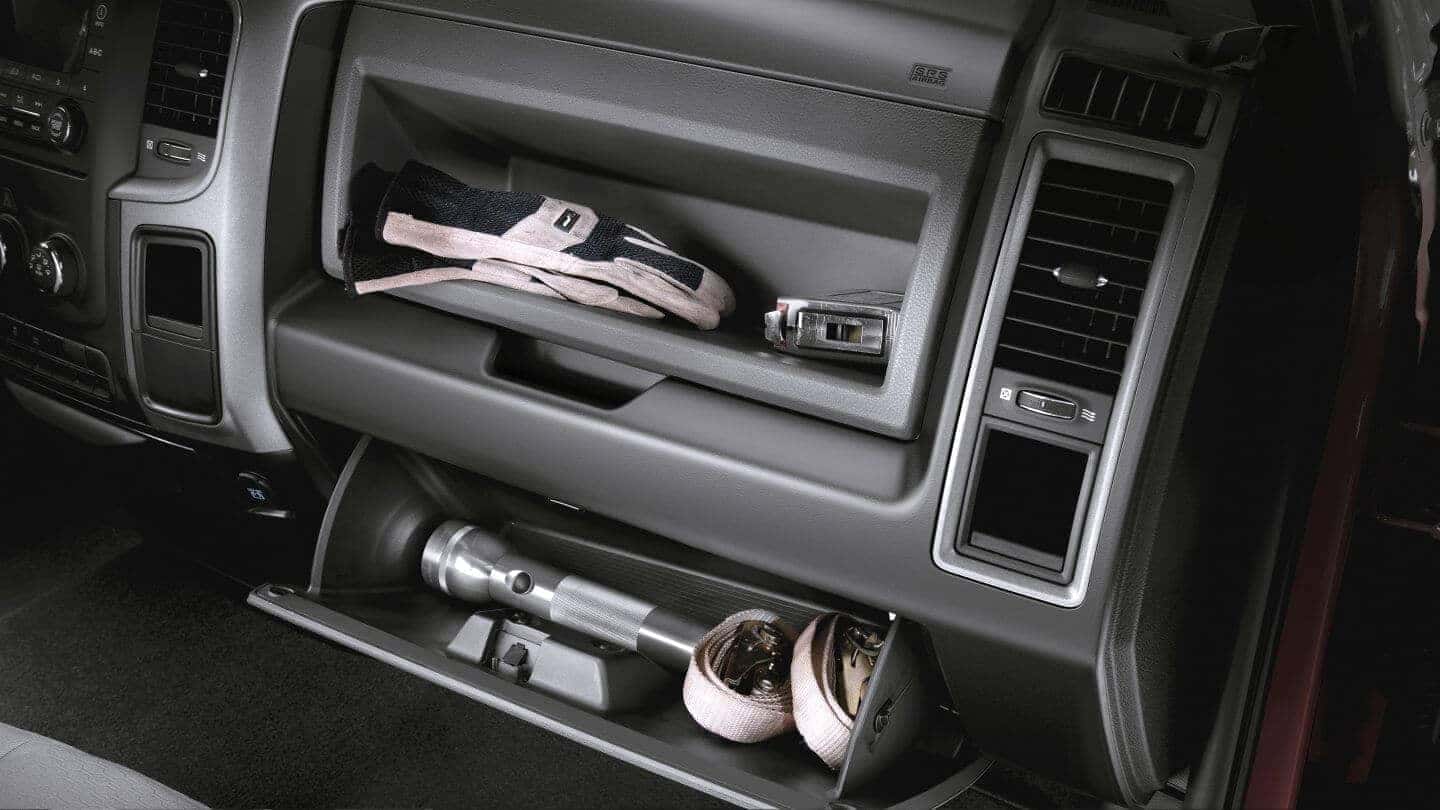 2018 Ram 1500 glove box