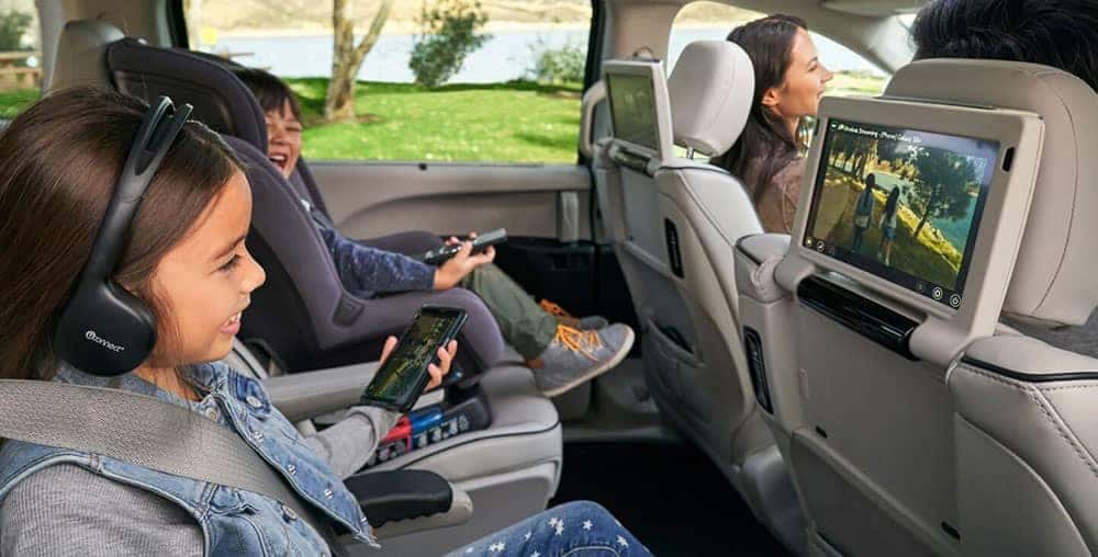 2019 Chrysler Pacifica backseat entertainment