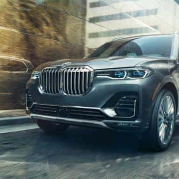 2019-BMW-X7-beautiful-paint-finish