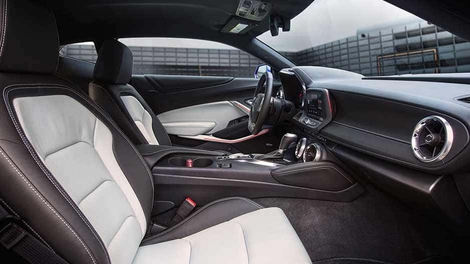 Interior Features of the New Chevrolet Camaro at Garber in Saginaw, MI