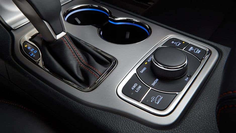 Technology Features of the New Jeep Grand Cherokee at Garber in Jacksonville, FL