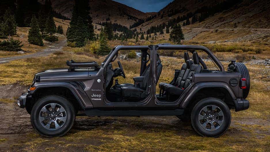 Interior Features of the New Jeep Wrangler JL at Garber in Orange-Park, FL