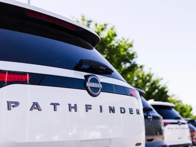 Nissan Pathfinder Exterior Lined up
