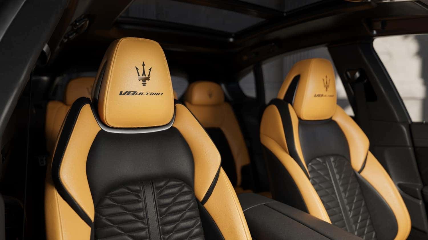 Levante V8 Trofeo Interior