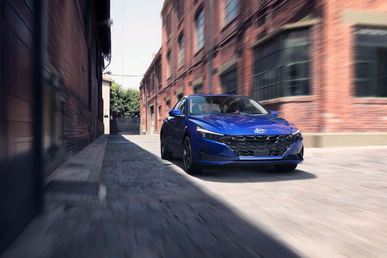 Experience Hyundai Elantra MPG Today