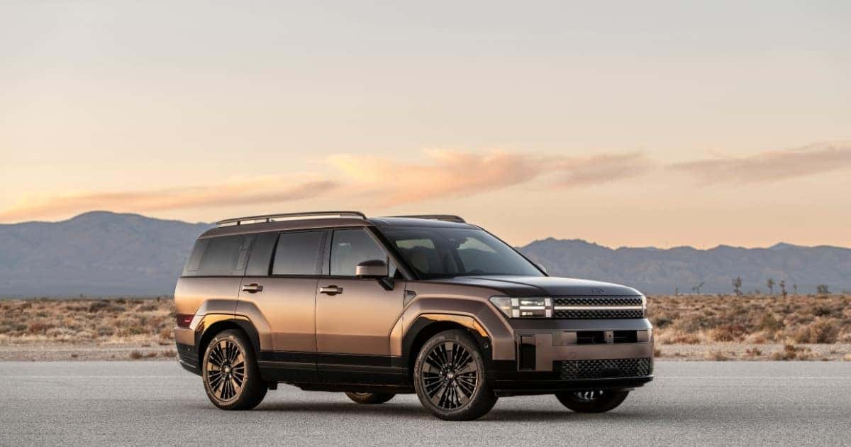 Hyundai-Santa-Fe-Hybrid-vs.-Other-Family-Hybrid-SUVs