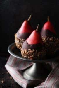chocolate-dipped-pears