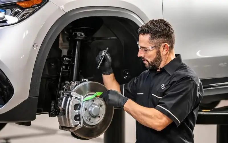 Mercedes-Benz Service A