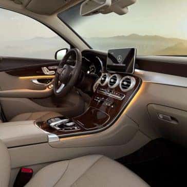2019 MB GLC Dash