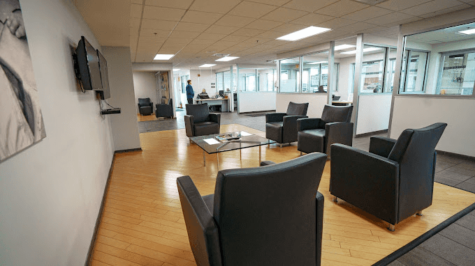 Comfortable waiting area at Mercedes-Benz of North Haven