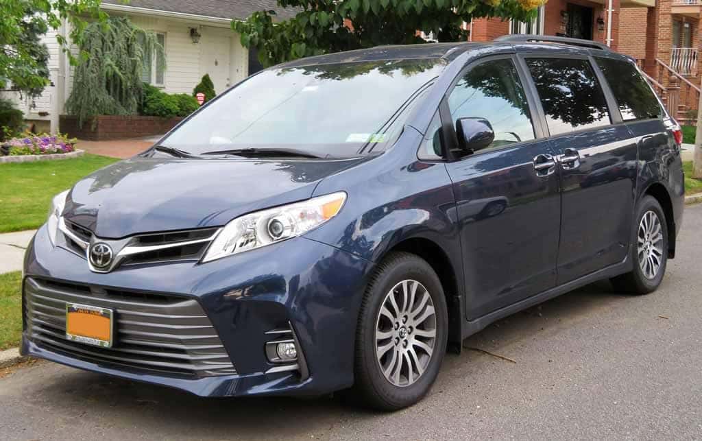 2018 Toyota Sienna XLE