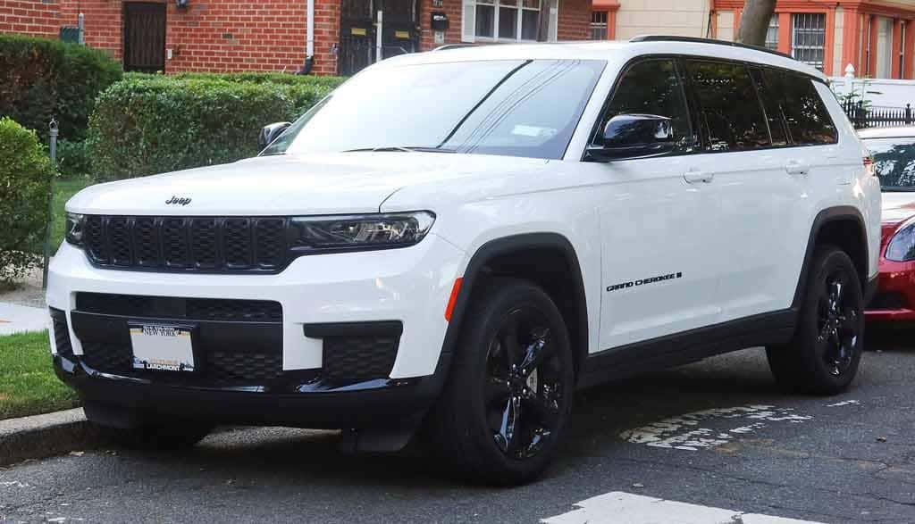 2021 Grand Cherokee L Laredo