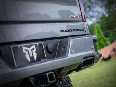 Rocky Ridge Chevy 1500 K2 Upfit Dual Square Exhaust Tips