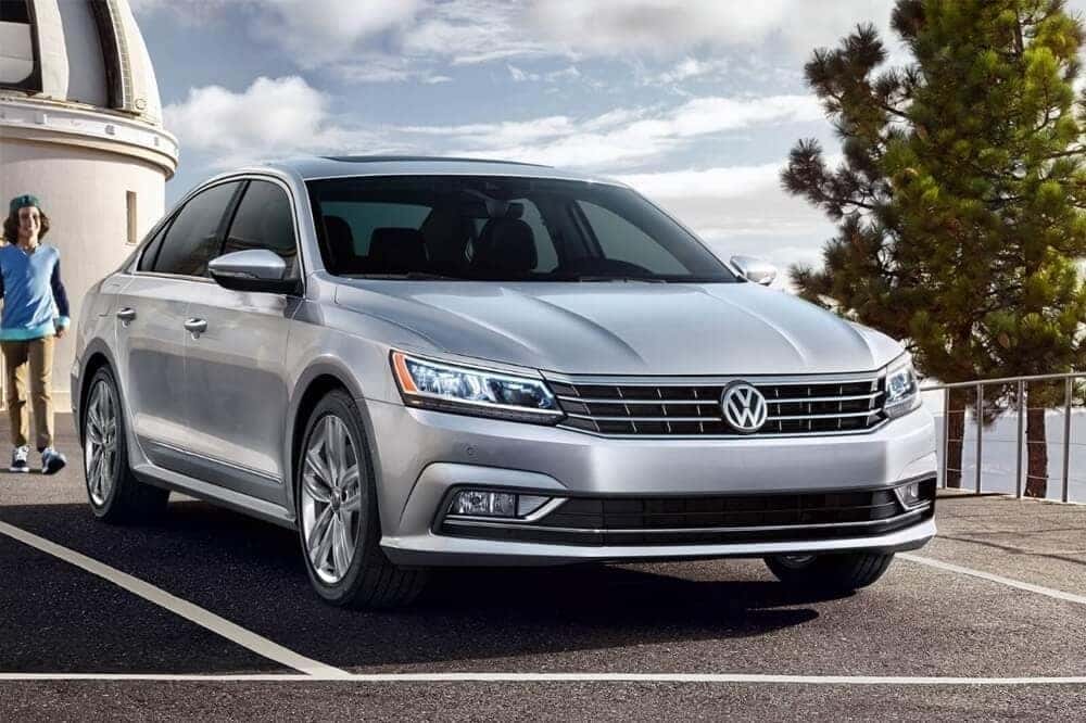 2018 Volkswagen Passat Exterior 01