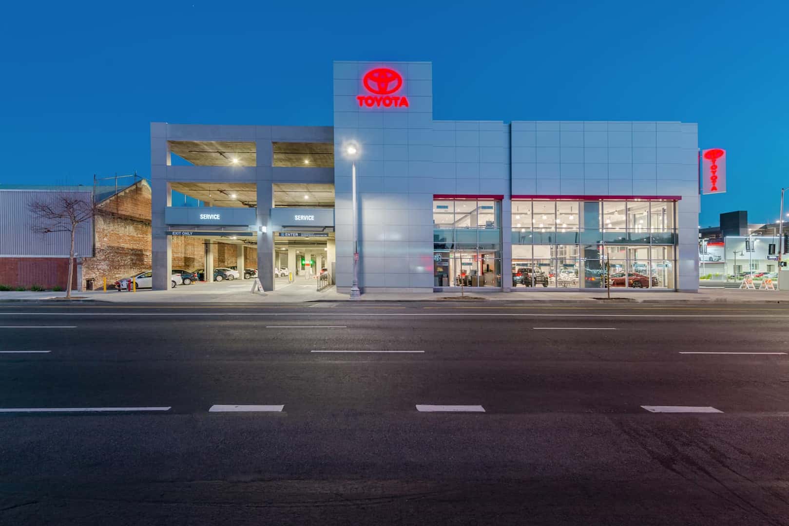 Dealership Photos Toyota of Downtown LA