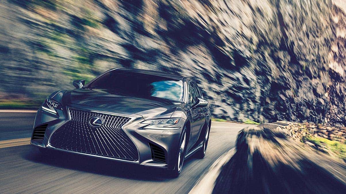 What is it like to drive the 2018 Lexus LS?