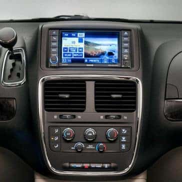 2017 Dodge Grand Caravan Technology