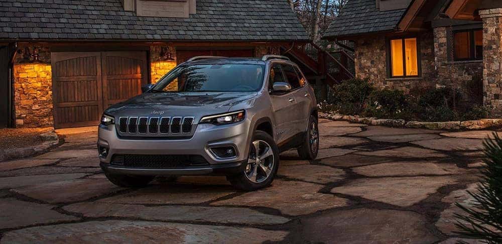 2019 Jeep Cherokee Driveway