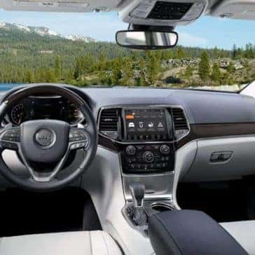2019 Jeep Grand Cherokee Dash