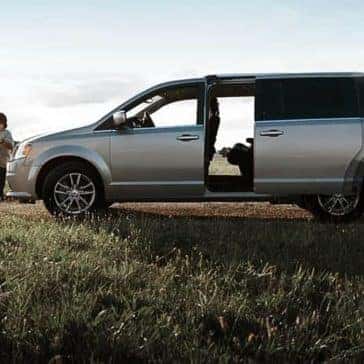 2019 Dodge Grand Caravan Side